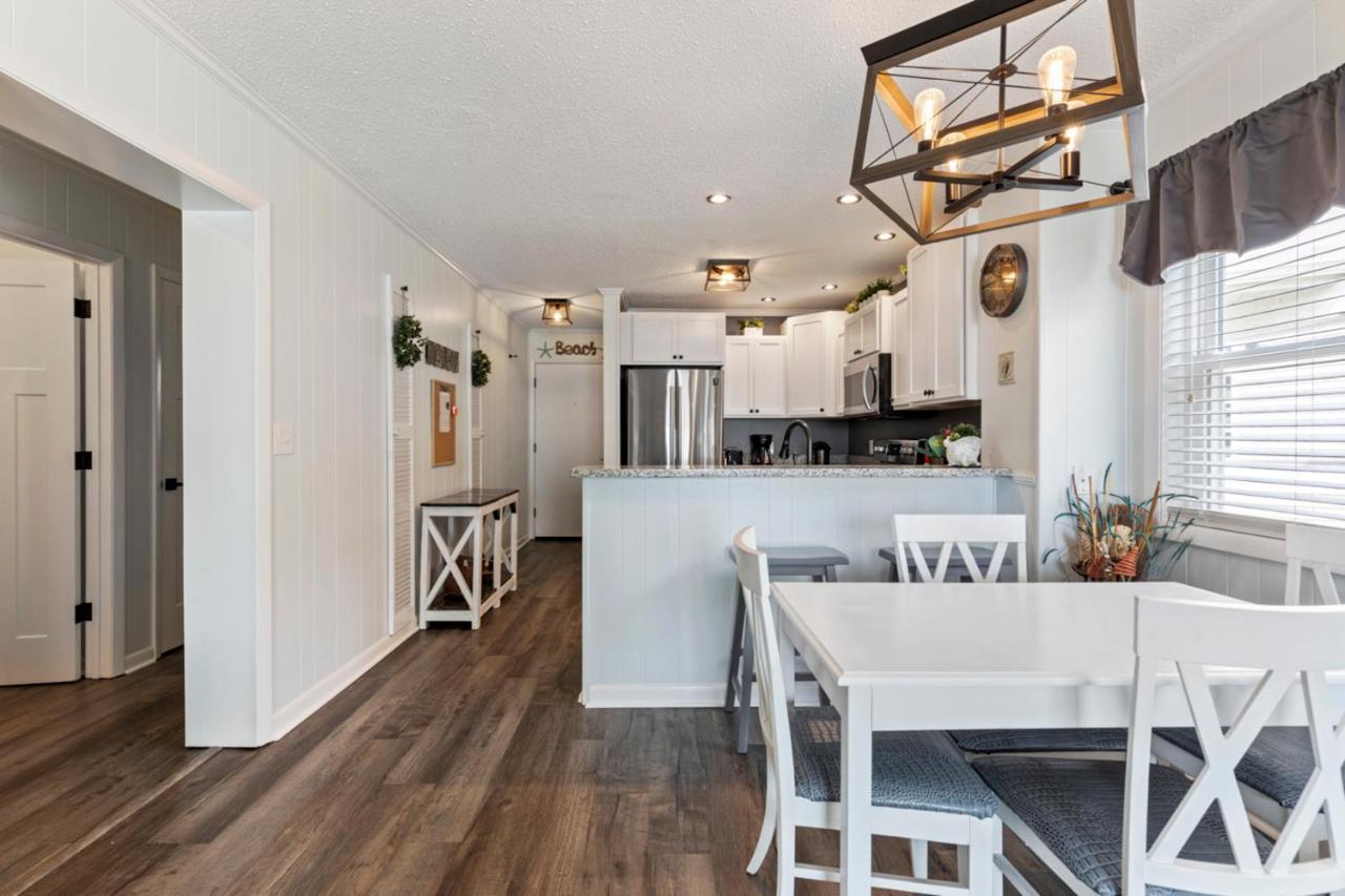 Bright And Sunny Condo With Stunning Oceanfront 默特尔比奇 外观 照片